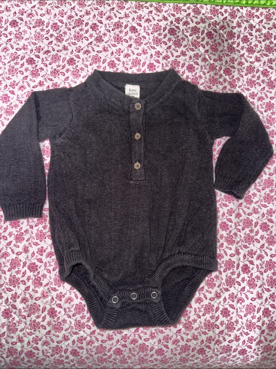 kate quinn Other - kate quinn dark black knit long-sleeve baby one-piece